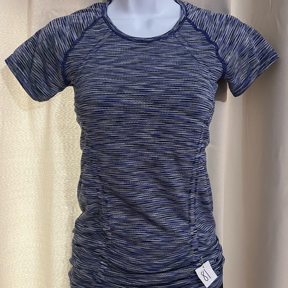 Athleta Heathered Blue Short Sleeve Tee